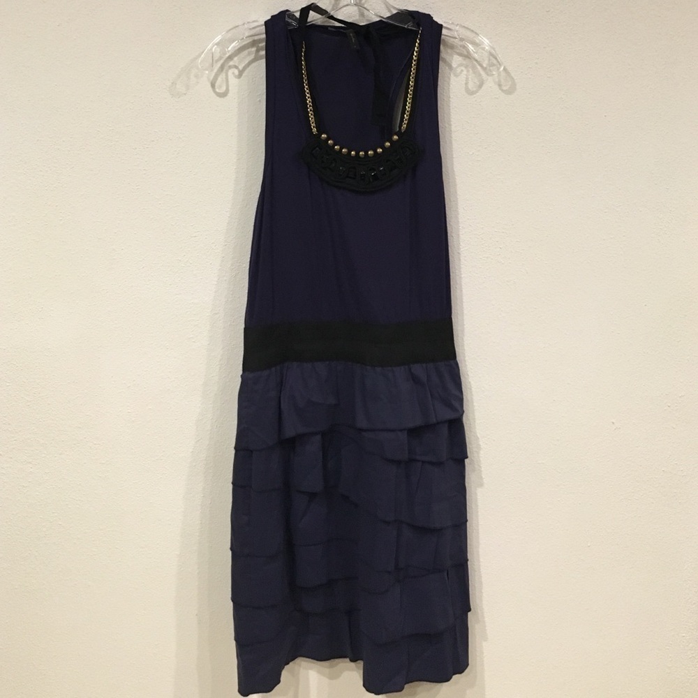 BCBGMaxAzria Necklace Dress Size Medium EUC